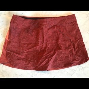 Outdoor voices LightSpeed Skort in Brick Frost